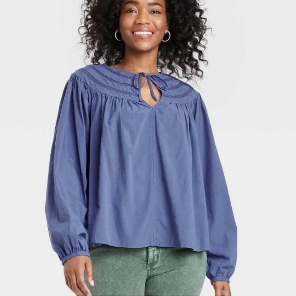 UNIVERSAL Thread NWT Womens XS Blue Balloon Sleeve V Neck Tie Front Blouse Top